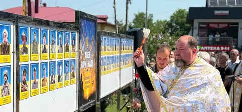 В Отинії відкрили Алею Віри і Надії на честь зниклих безвісти захисників