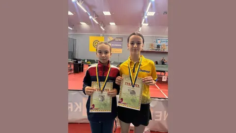Юні тенісистки з Прикарпаття здобули срібло на чемпіонаті України