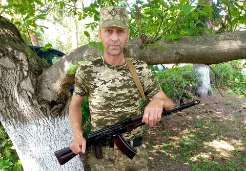 На Коломийщині попрощаються з воїном з Олешанської громади Ігорем Бегіним