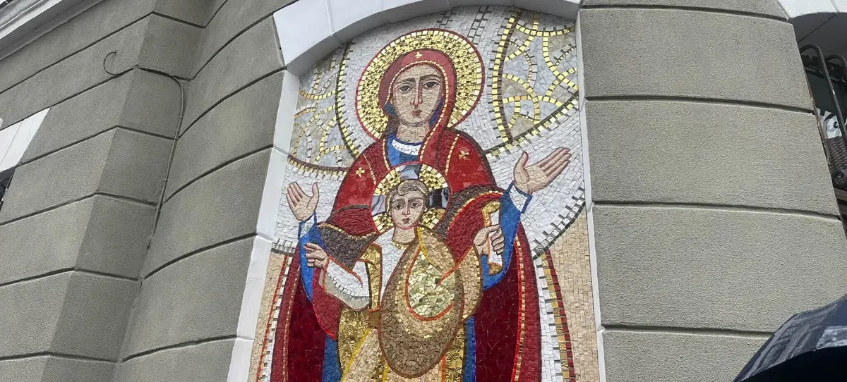 Блаженніший Святослав освятив у ІФНМУ мозаїчну ікону Богородиці