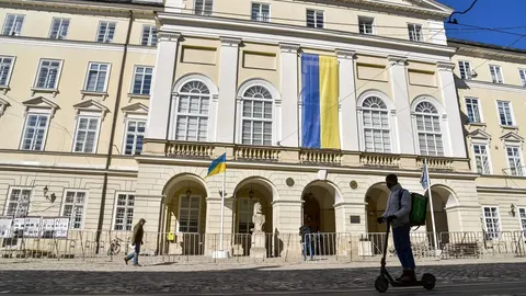 У Львові через аварію знеструмлено центр і Франківський район