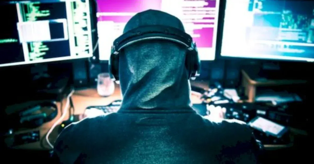 На Прикарпатті попереджають про фейкові листи від імені Facebook