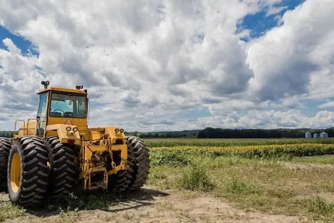 Агровиробники Прикарпаття можуть отримати до 300 тисяч гривень допомоги