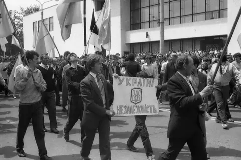 «Страшний ентузіазм»: як Франківськ жив напередодні незалежності