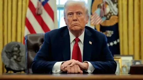Трамп підписав закон про мита до 100% проти покупців російських енергоносіїв