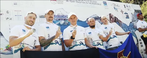 Нацгвардійці 50 полку перепливли Босфор: шість кілометрів між континентами