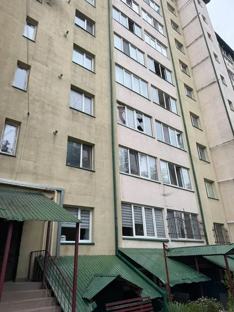 Атака на Івано-Франківськ: пошкоджено житловий будинок, травмованих немає