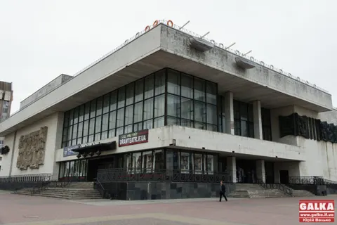 Франківський драмтеатр у вересні зіграє 30 вистав