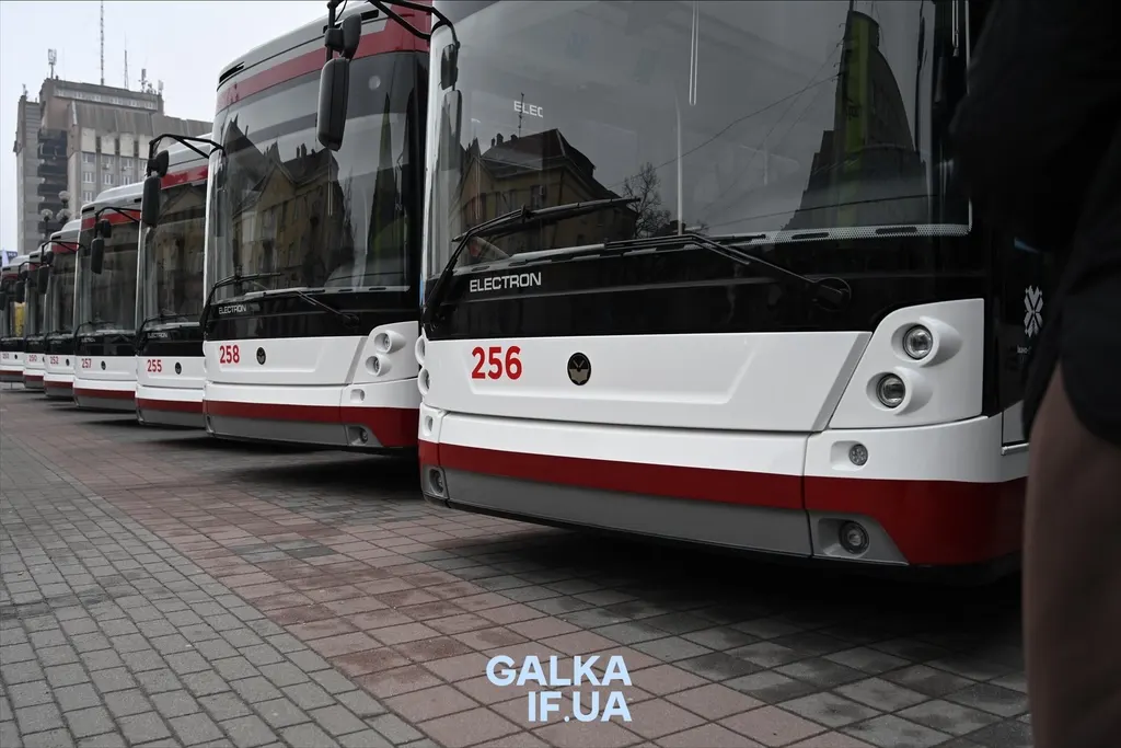 У Франківську через ремонт перекрили Галицьку: зміни у русі транспорту