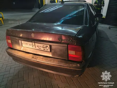 У Франківську 18-річний водій без прав керував авто у стані сп’яніння