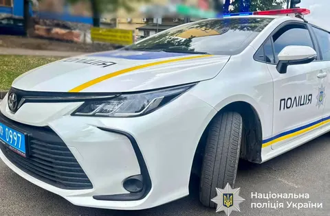 В Івано-Франківську на сміттєвому контейнері знайшли піротехнічний предмет