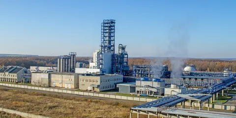 Працівники «Карпатнафтохіму» в Калуші пригрозили зупинкою роботи через борги із
