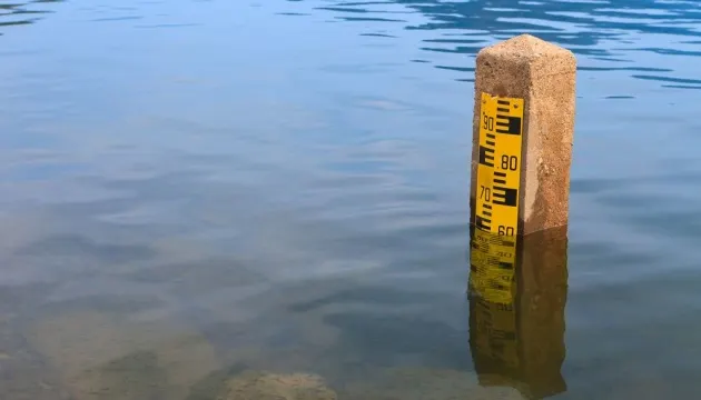 На Прикарпатті рівні води у річках можуть впасти до історичних мінімумів