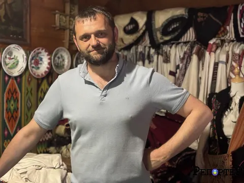 Колекція гуцульських скарбів: від сорочок XIX століття до прикрас, що відлякують