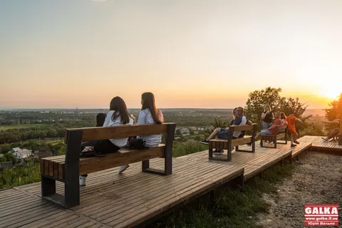 Вовчанецькі гори: легенди про козаків, чуму та підпілля