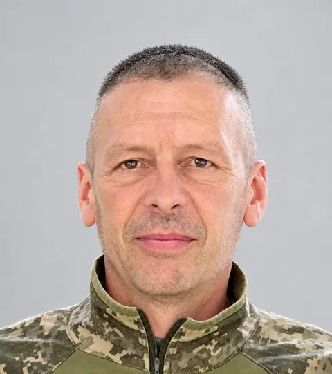 У Печеніжинській громаді помер важкопоранений воїн Юрій Козьменко