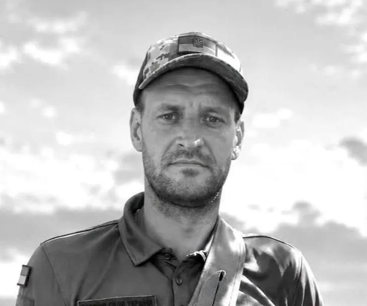 Коломия втратила захисника: на війні загинув Михайло Смиковчук