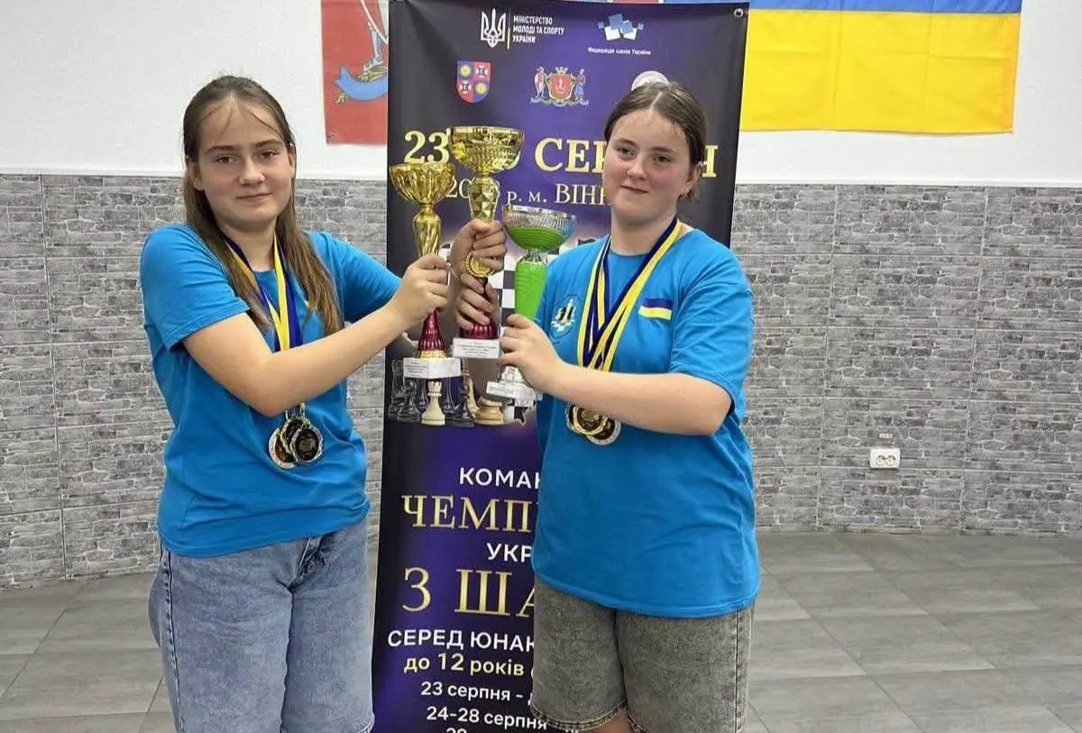 Юні шахістки з Прикарпаття привезли три медалі з чемпіонату України