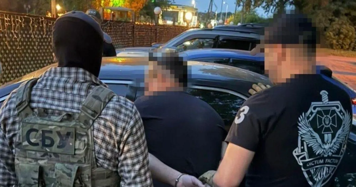 СБУ попередила теракти в Чернігові та на Прикарпатті: про підозру повідомили експосадовцю ДСНС