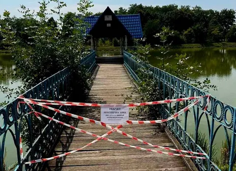У Калуші частково закрили парк імені Франка через реконструкцію пірса
