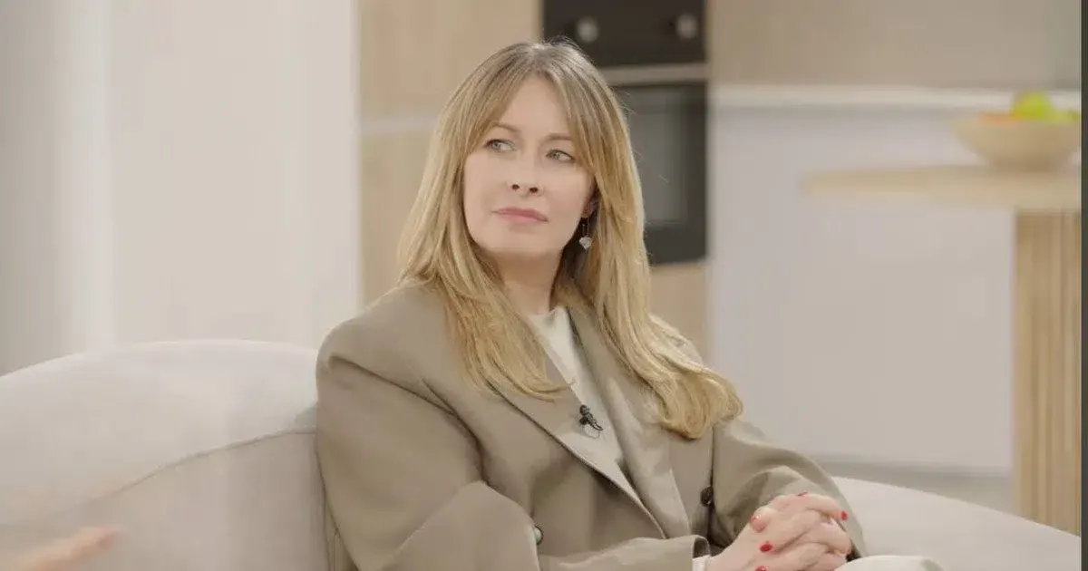 Олена Кравець із дітьми тимчасово переїхала до Івано-Франківська