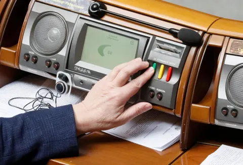 Рада не ухвалила нові штрафи за перевищення швидкості: як голосували депутати з 