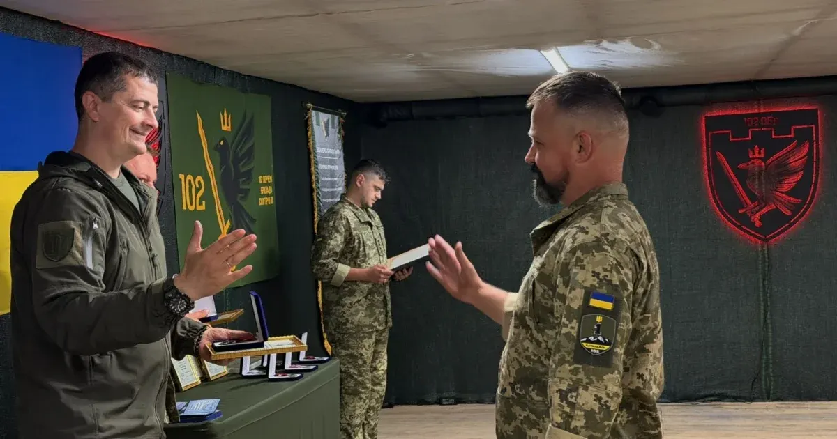 Воїни 102 бригади з Прикарпаття отримали державні та відомчі нагороди