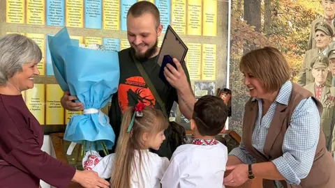 Військовому з Калуша Андрію Бінику вручили відзнаку «За незламність»