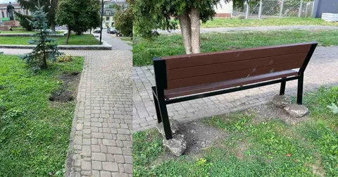 У Тисмениці вандали вирвали лавку з дитячого майданчика