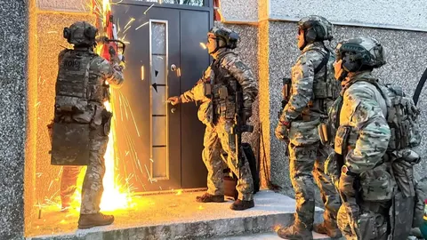 На Прикарпатті затримали наркоторговців, які працювали через соцмережу
